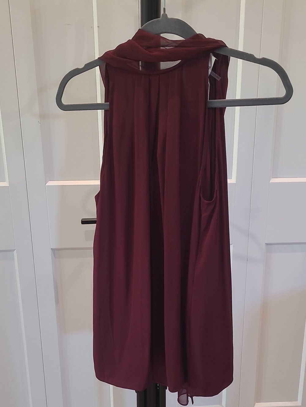 Diane Von Furstenberg 100% Silk Burgundy Sleeveless Top NWT